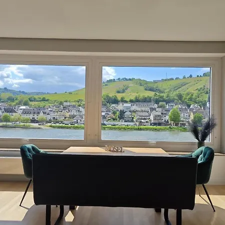 Ferienwohnung Schoene Aussicht Zell an der Mosel Exterior photo